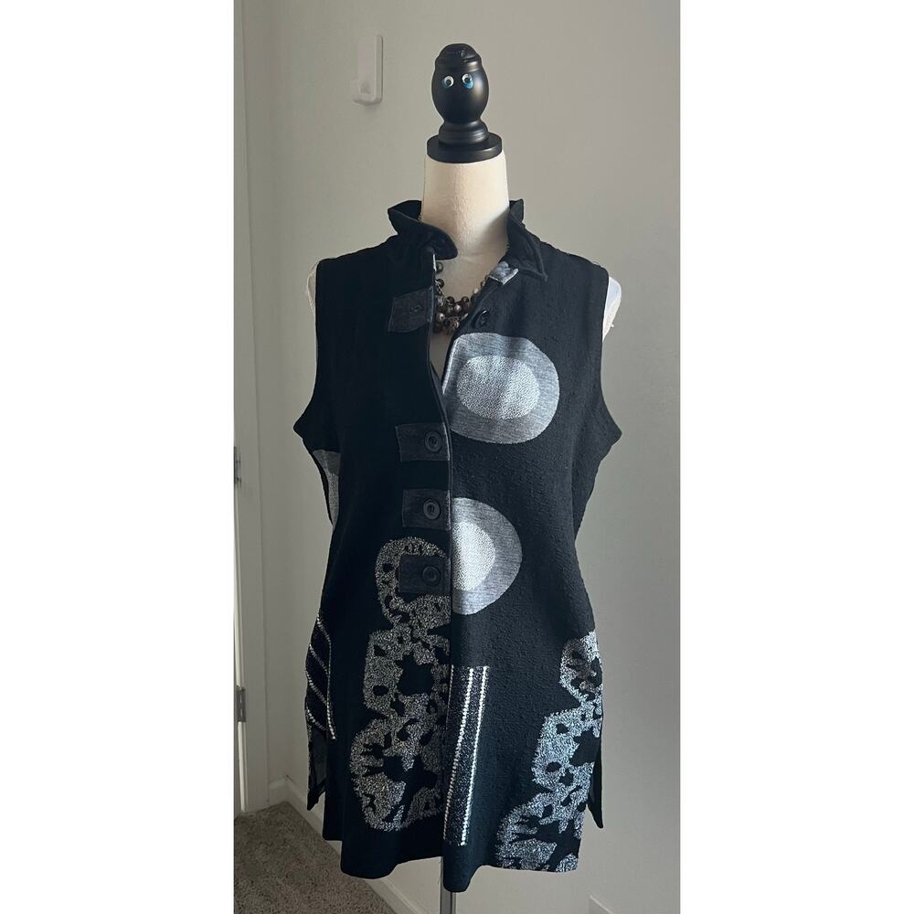 Ciello Black White Gray Geometric Design Button Down Vest Pockets Rare‎ Sz L